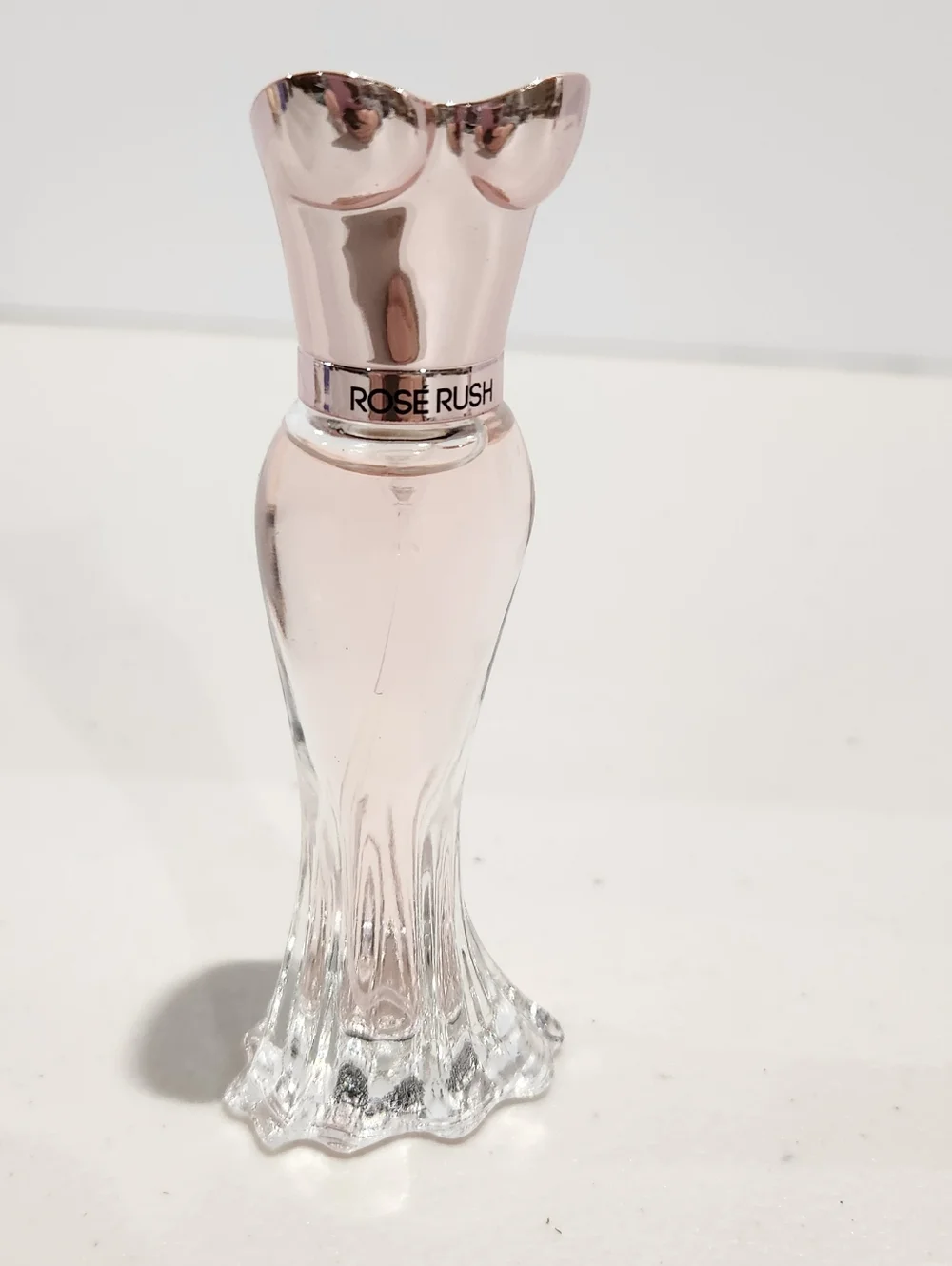 Paris Hilton Rose Rush 0.25 Oz Travel Size - Picture 1 of 9